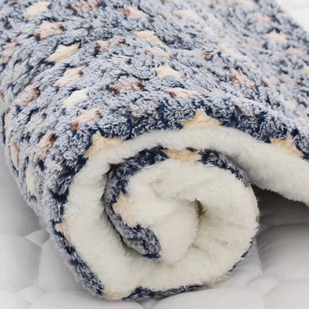 Tapete de Flanela para Pets – Cama aconchegante para cães e gatos